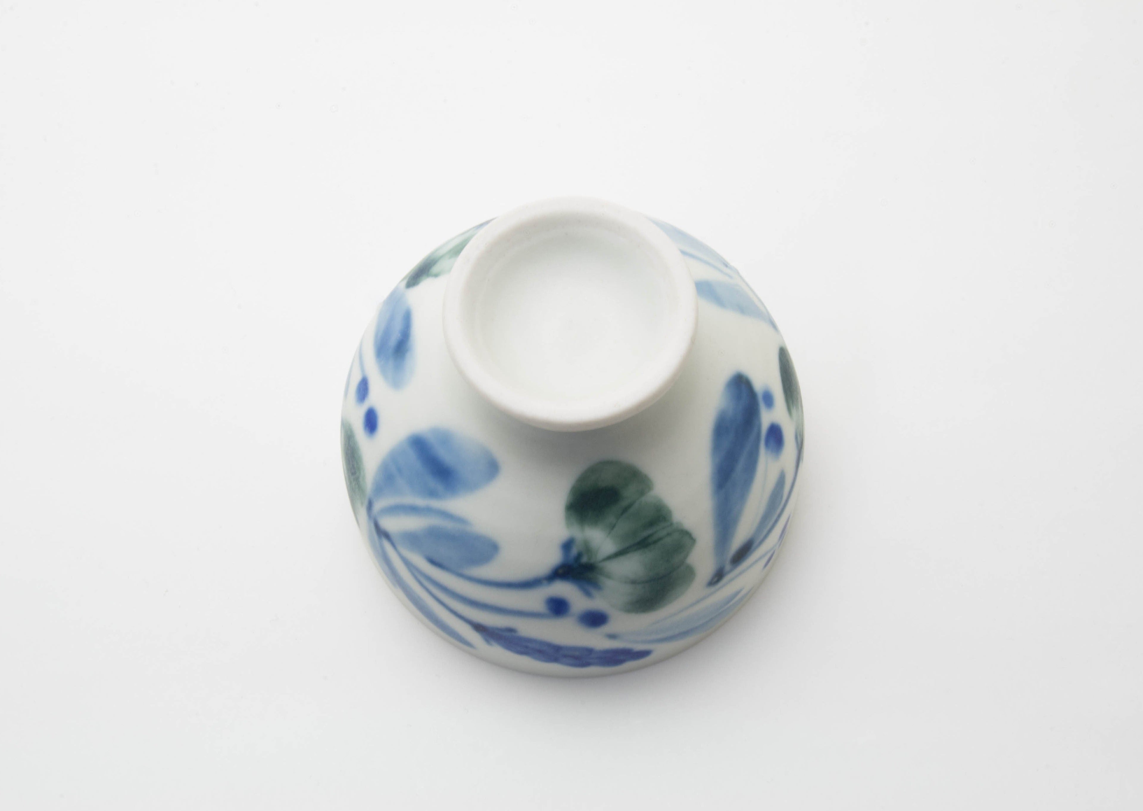 Matte Semi-Porcelain Sake Cup with Hand-Drawn Flower by Shiho Tanaka