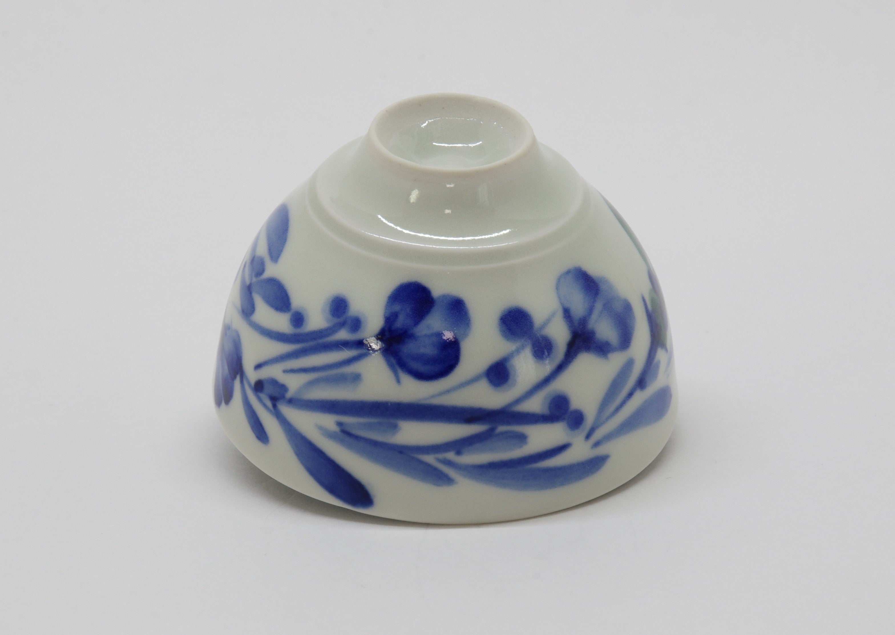 Glossy Semi-Porcelain Sake Cup with Hand-Drawn Flower by Shiho Tanaka