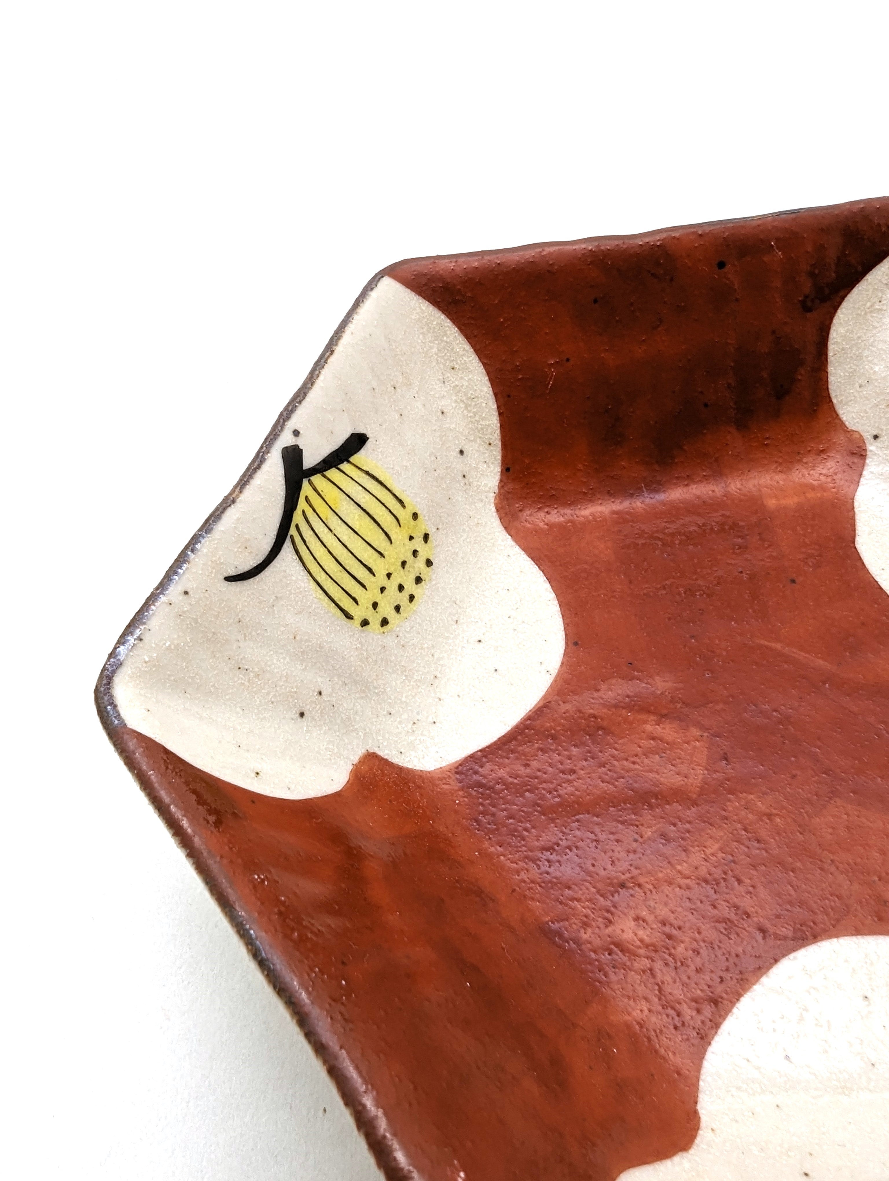 Earthenware Hexagon Plate with Hand-drawn Camellia by Kanejin-gama