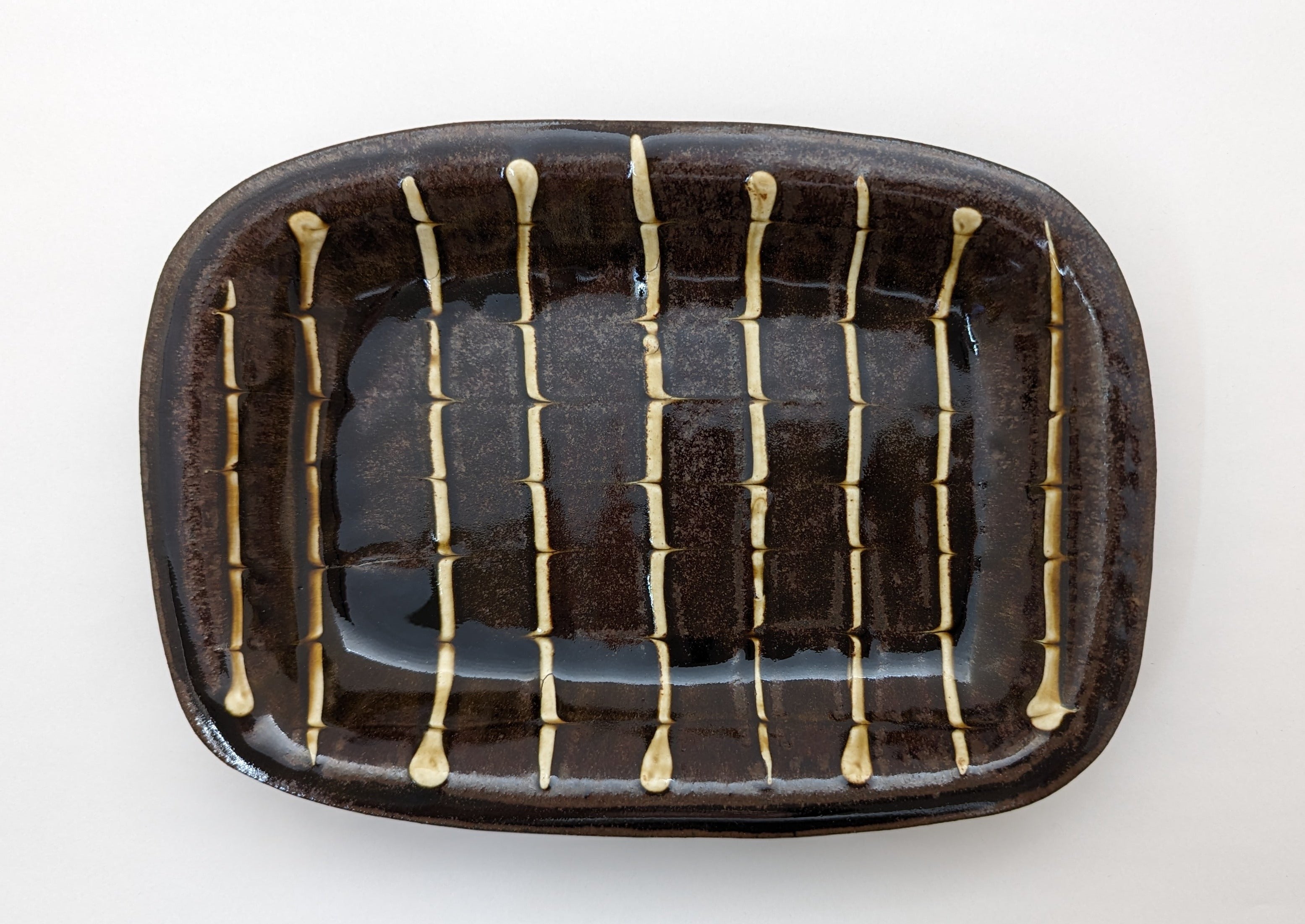 Rectangle Earthenware Plate by Tanso Gama