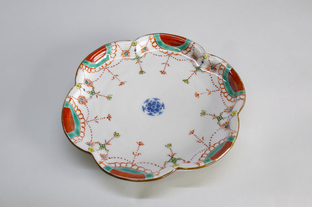 Porcelain Flower Shaped Plate by Bunkichi Gama, Kutani Ware