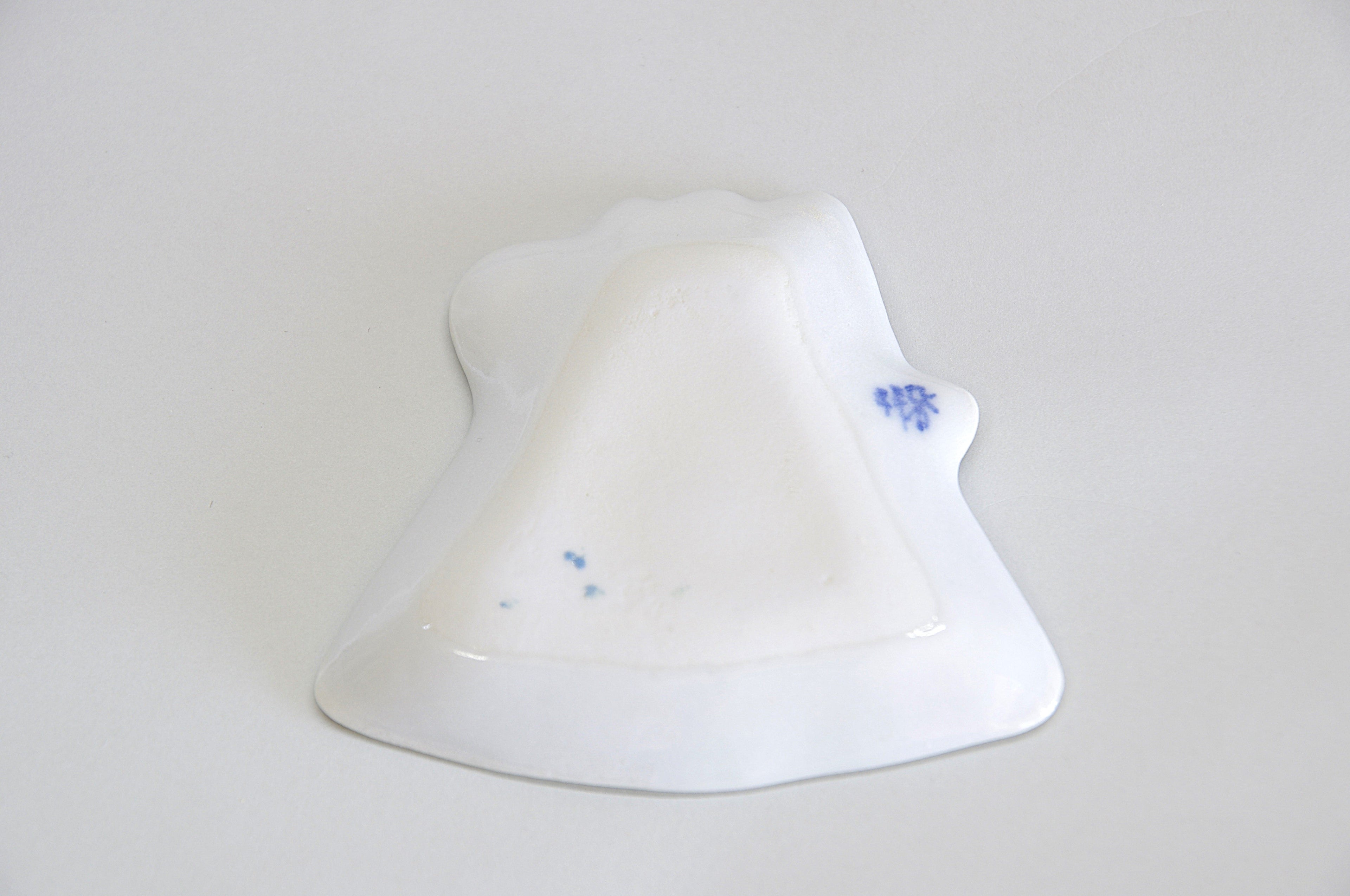 Stoneware Fuji Kutani Sauce Plate [Mamezara]