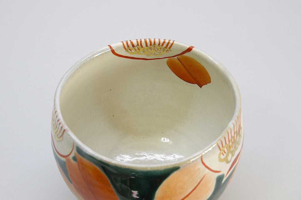 Earthenware Teacup in Kutani Ware, Ippuku Wan