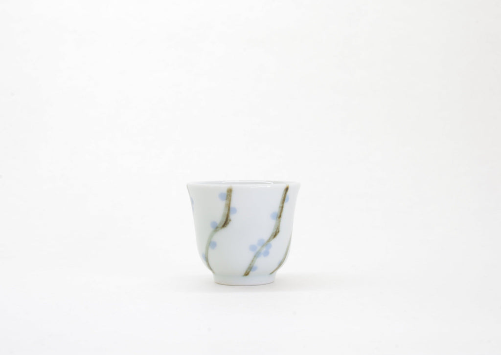 Porcelain Sake Cup with Hand-Drawn Plum Flower Drawn by Senzan-gama [SET]