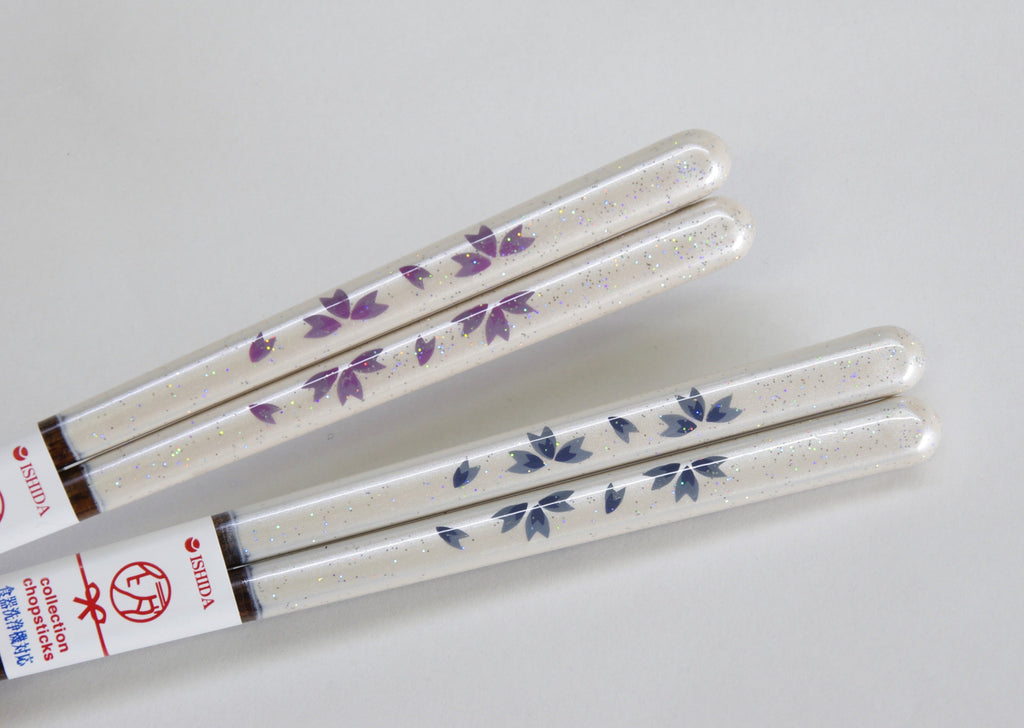Chopsticks Patterned with Cherry Blossom Petals ★FREE SHIPPING