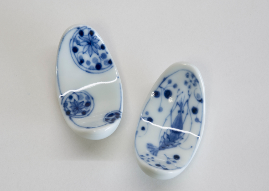 Porcelain Chopstick Rest Oval Koimari-sh by Airindoh  ★FREE SHIPPING