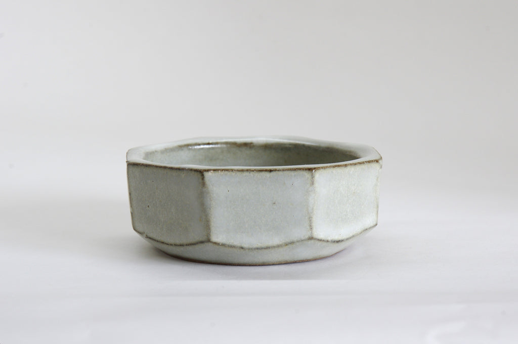 Small Deep Dish Earthenware by Toshihiko-gama